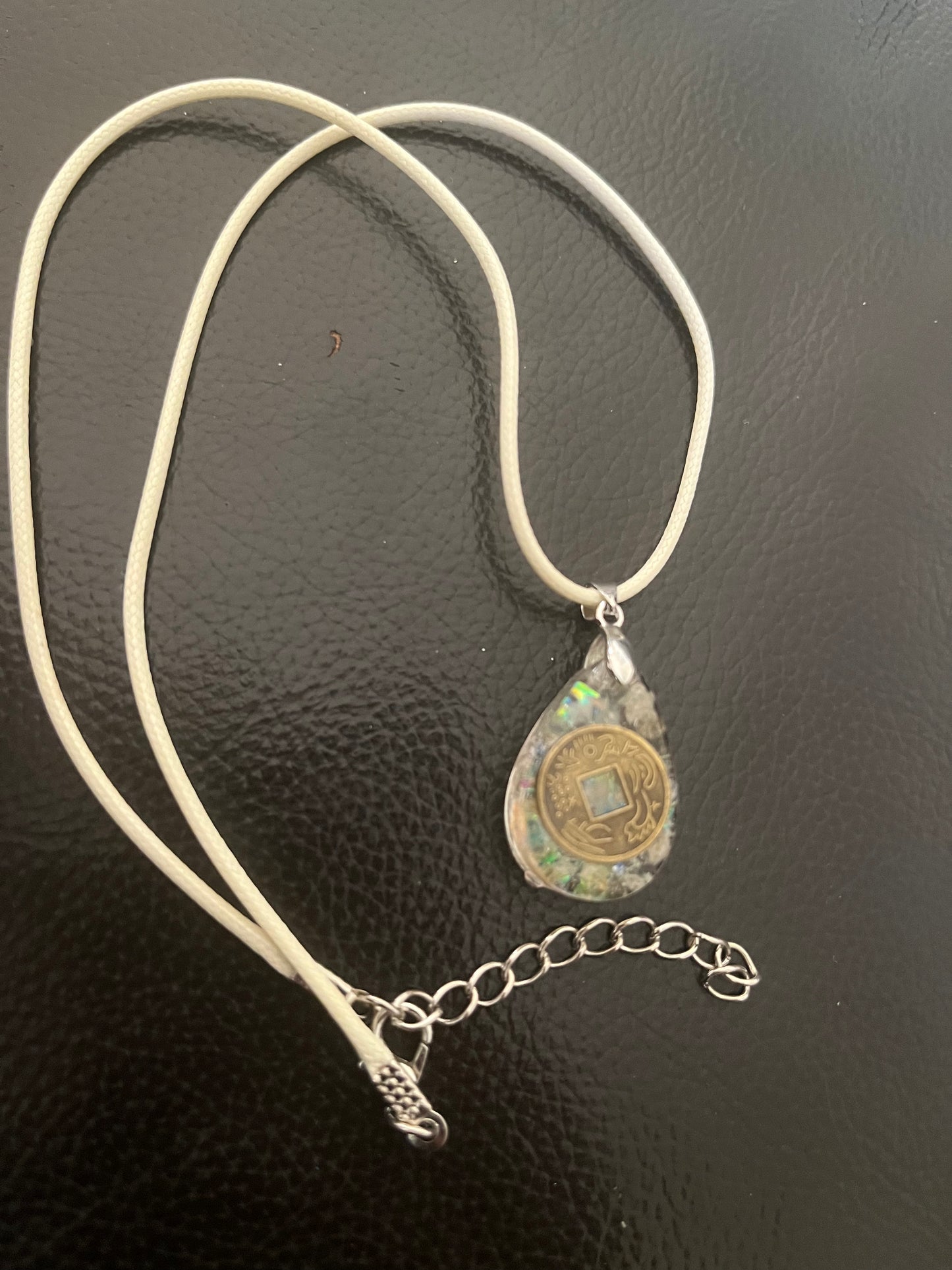 Collar abundancia