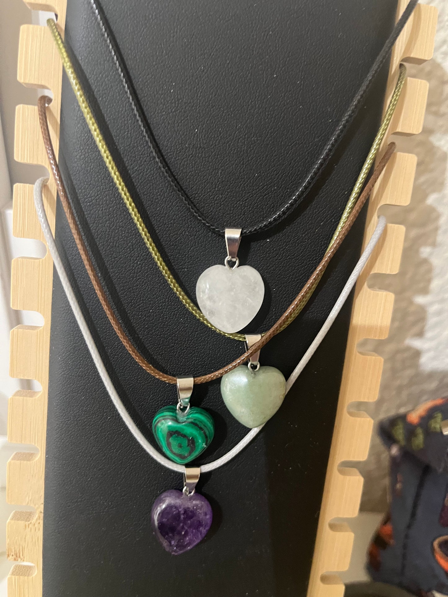 Collares corazón minerales